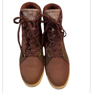 TOMS Mesa Waterproof Women’s Boot Size 7
